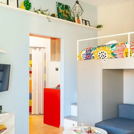 Deco Center Apartment
